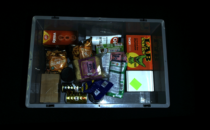 Capture of a bin full of consumer goods with gamma set to 1.3